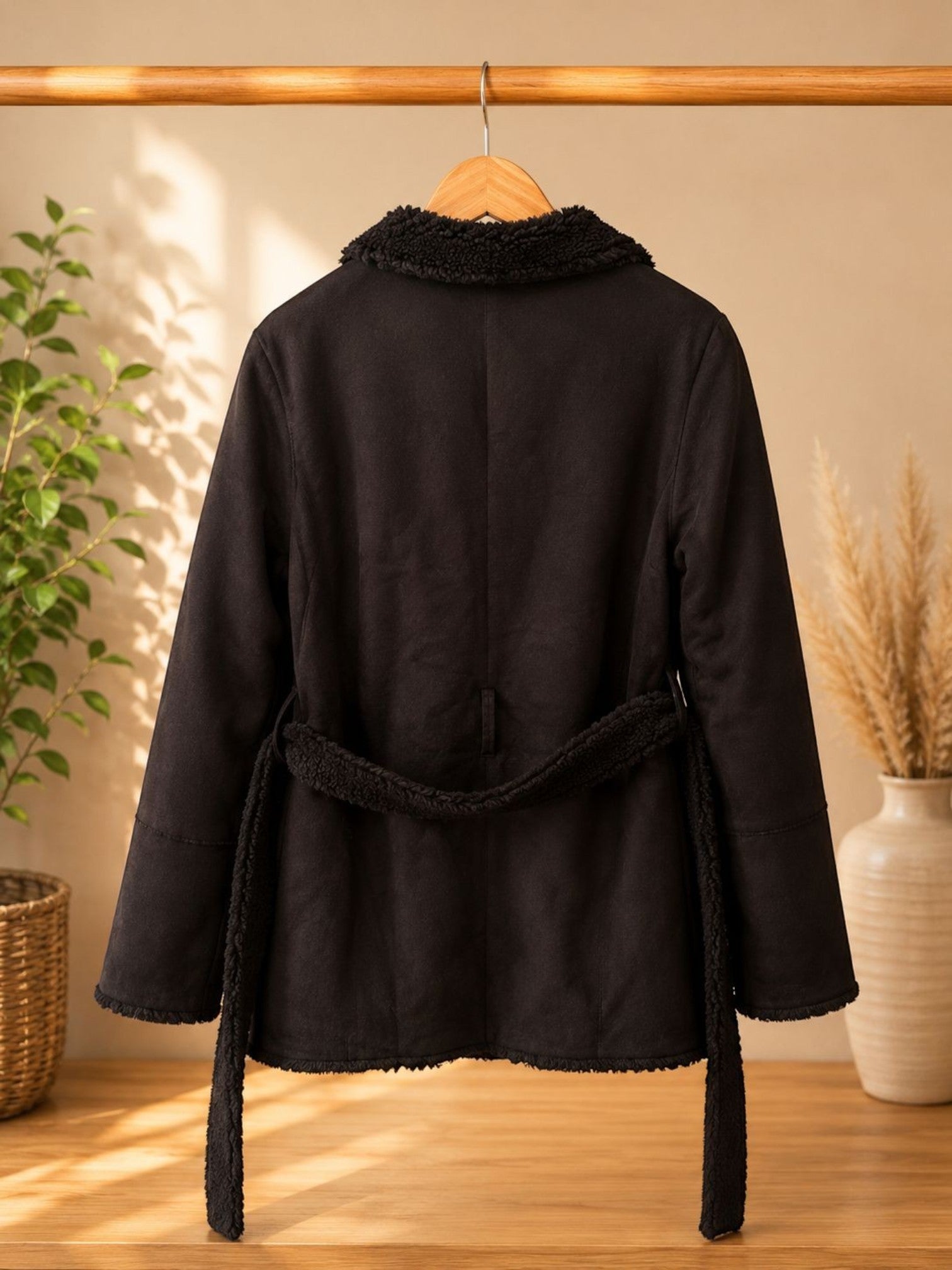 Jaqueta Feminina Com Forro Peluciado Estilo Suede - Elegante e Quentinha