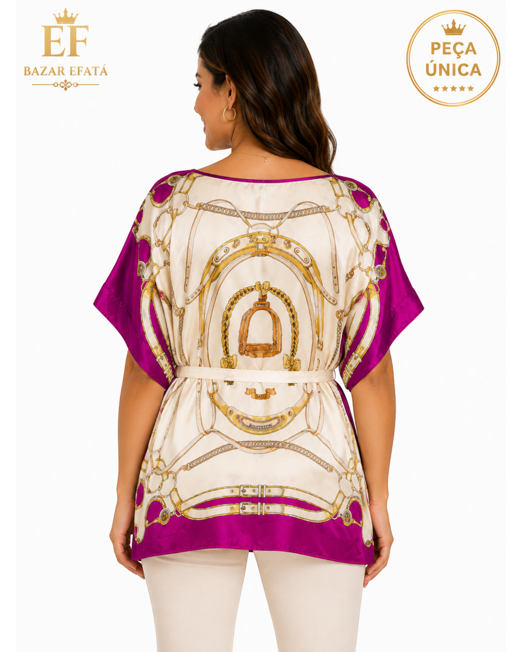 Blusa feminina DASLU com estampa equestre em tons de pink e off white, modelagem ampla e faixa na cintura, vista traseira
