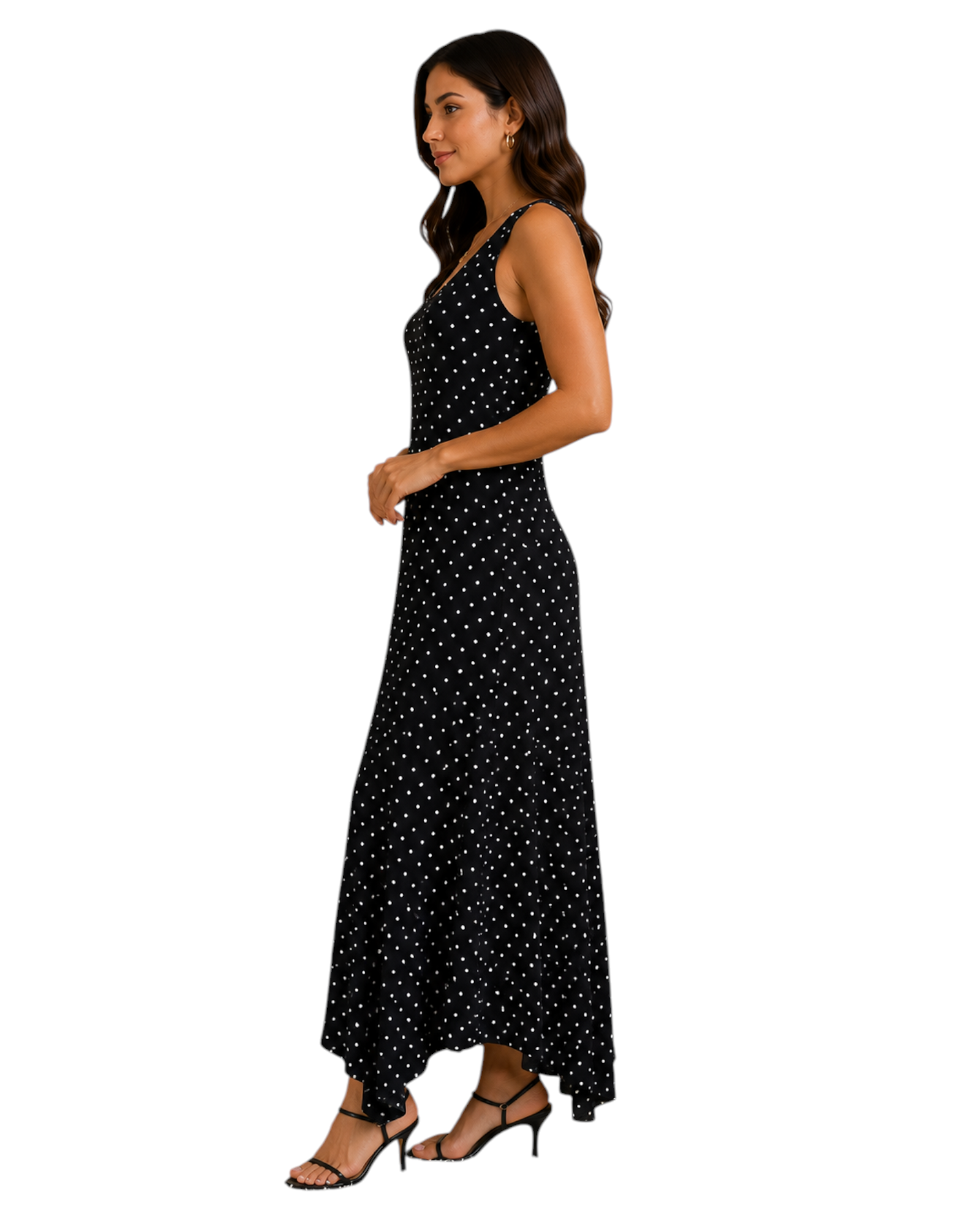 Modelo de perfil usando vestido longo preto com estampa de poá branco, alças largas e caimento solto BAZAR OFICIAL EFATA